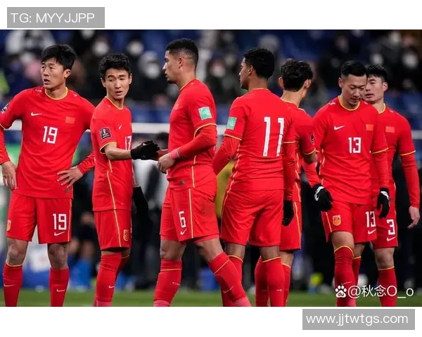 中国足球当家球星盘点及其在国内外赛场上的表现分析